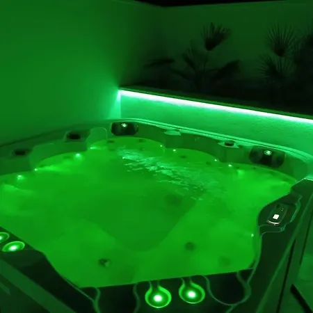 Olive Tree With Jacuzzi * Kastela