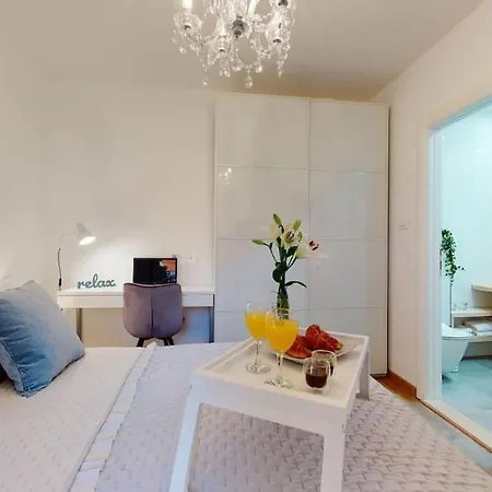 Olive Tree With Jacuzzi Villa Kastela